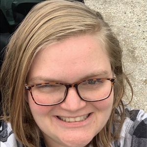 Meet your Posher, Kinley